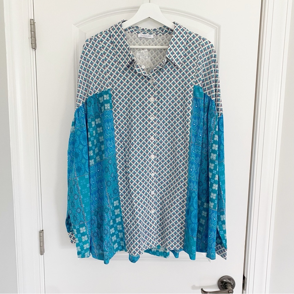 CHIC SOUL I NEW Ocean Vibes Turquoise and White Geometric Blouse